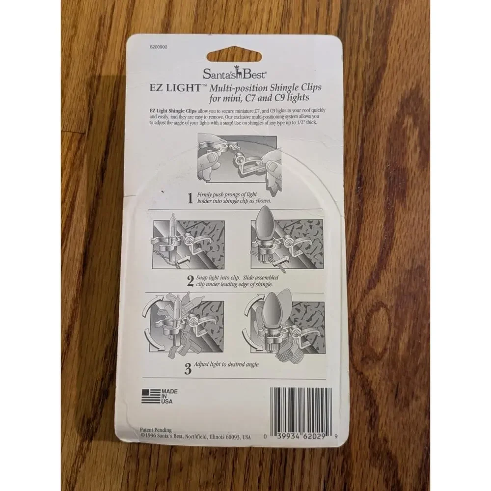 Santas Best 25 Pack Shingle Light Clips Mini C7 C9 Christmas Hangers NIP